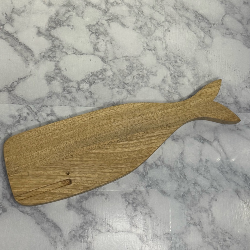 Whale-Shaped Wooden Cutting Board